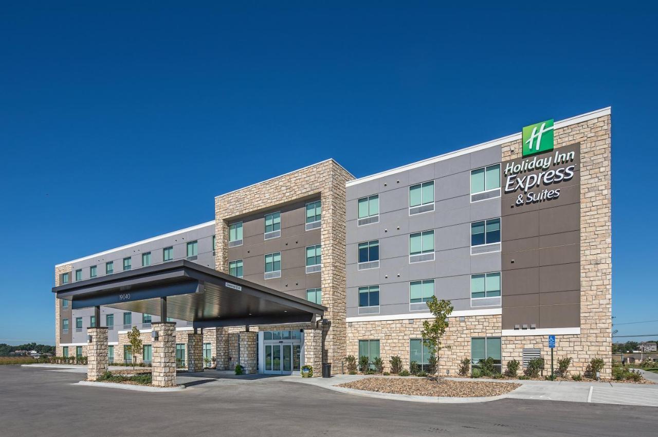 Holiday Inn Express & Suites - West Omaha - Elkhorn By Ihg Exterior foto